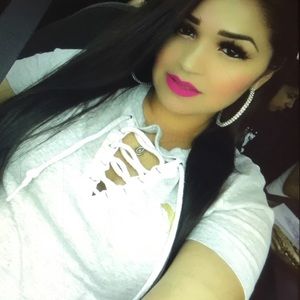 Meet your Posher, Vanessa